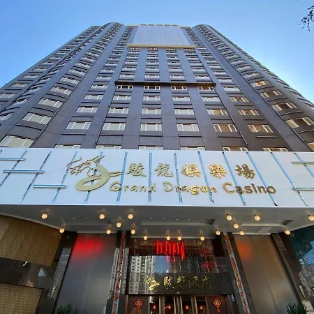 Grand Dragon Hotel