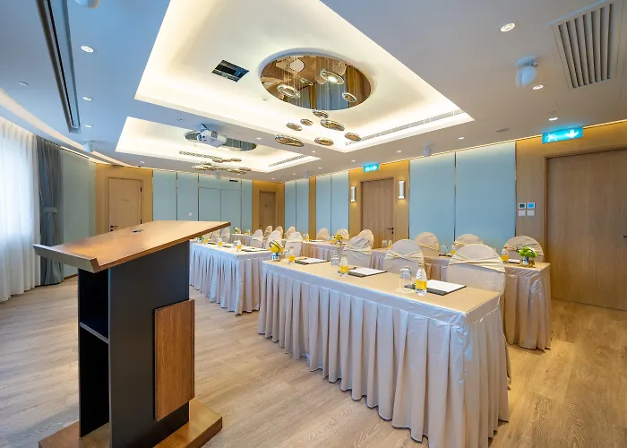 Hotel Grand Dragon