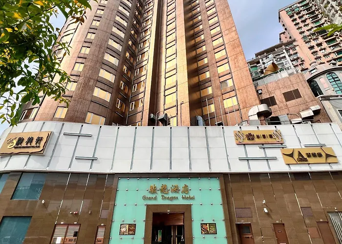Grand Dragon Hotel